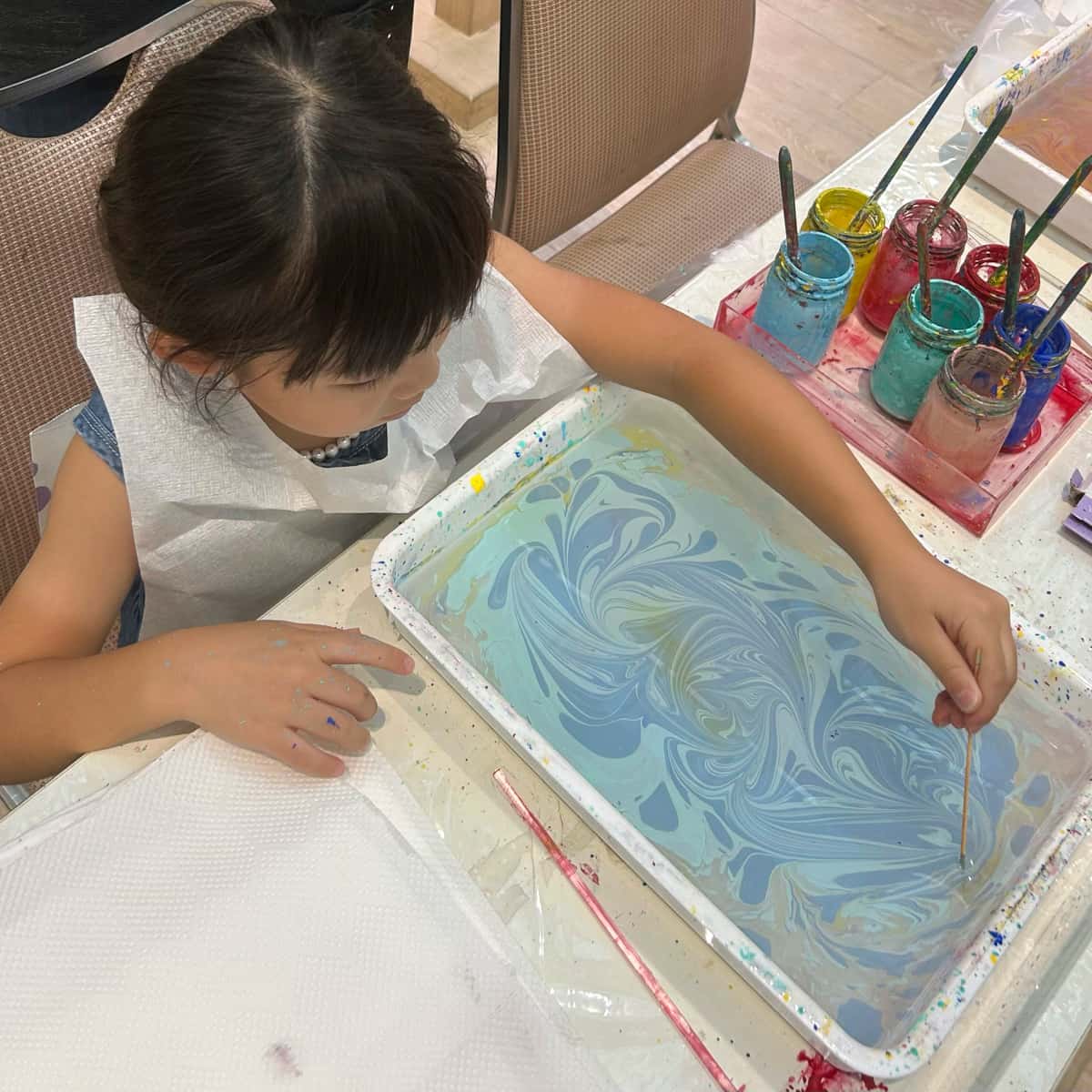 青色のツートーンカラーでおしゃれな風合い