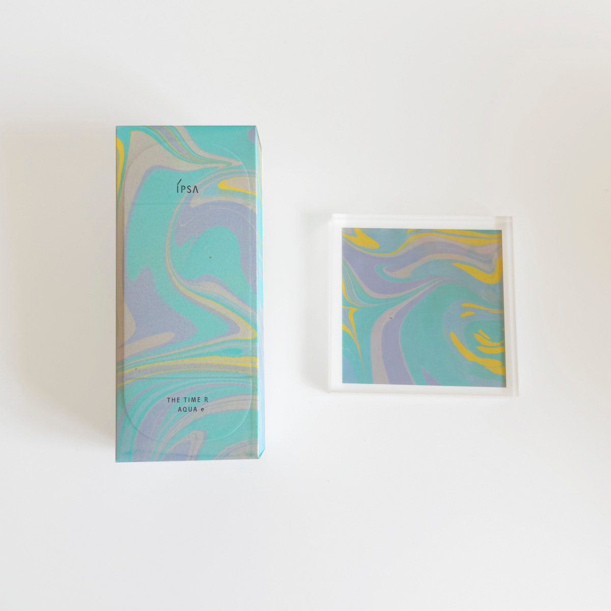 イプサの薬用化粧水「ザ・タイムR アクア」のマーブリングデザイン