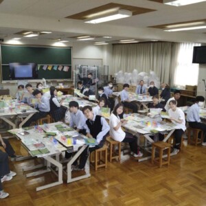 水戸葵陵高校にてマーブリングワークショップの課外授業を開催しました